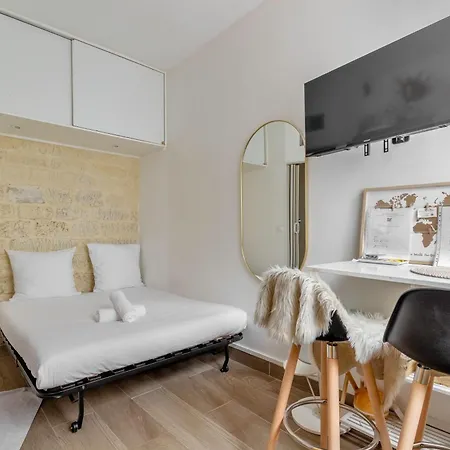 Appartamento New Champs Elysees 2pax Parigi